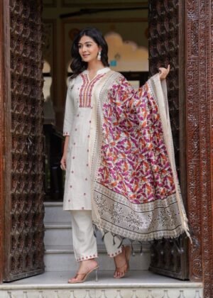 Chanderi Print Kurti - Image 4