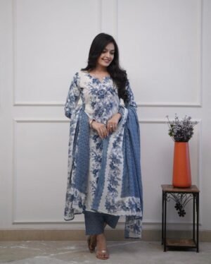 Floral Printed Kurti - Image 3