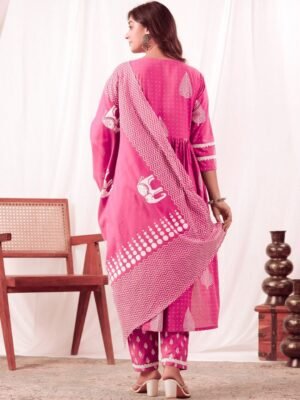 Dupatta Kurta - Image 3