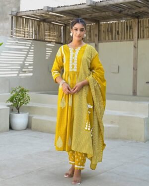 Dupatta Kurta - Image 7