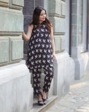 Sleeveless Kurti